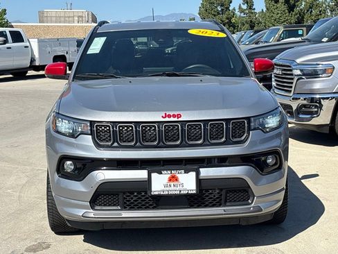 Used 2023 Jeep Compass Limited image 7