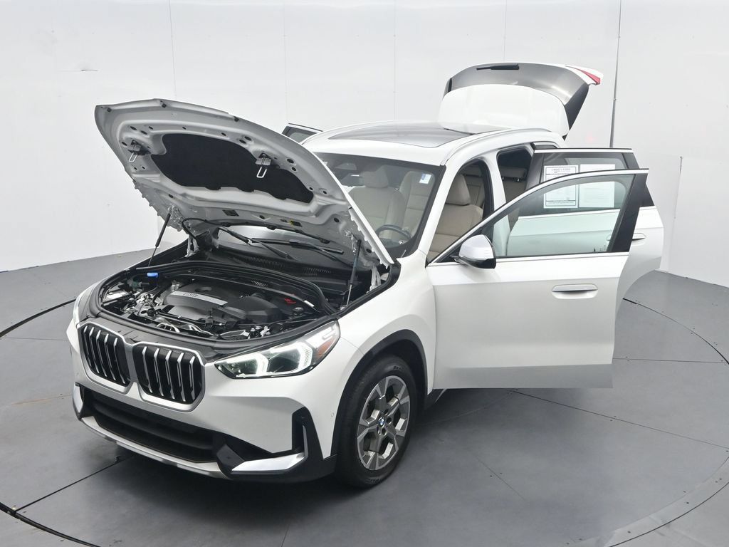 Used 2023 BMW X1 xDrive28i w/ Convenience Package AWD/4WD image 54