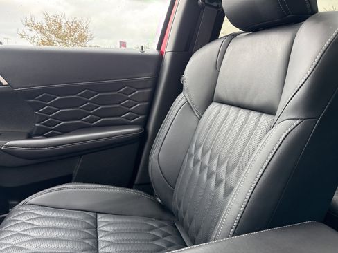 New 2025 Mitsubishi Outlander SEL image 10