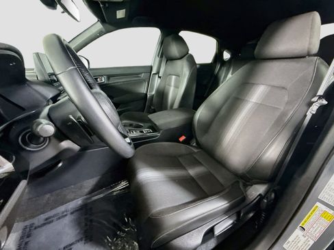 Used 2025 Honda Civic Sport image 22