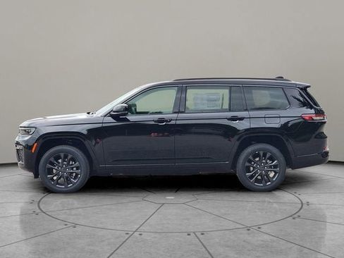 New 2026 Jeep Grand Cherokee L Limited AWD/4WD image 9