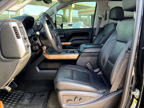 Used 2017 Chevrolet Silverado 2500 LTZ w/ Duramax Plus Package image 7