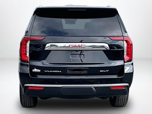 Used 2024 GMC Yukon SLT AWD/4WD image 7