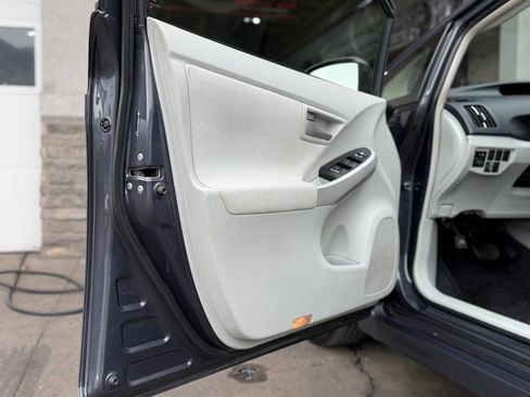 Used 2012 Toyota Prius Two image 11