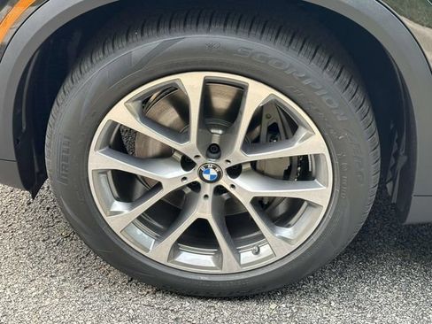 New 2026 BMW X5 xDrive50e w/ Climate Comfort Package AWD/4WD image 7