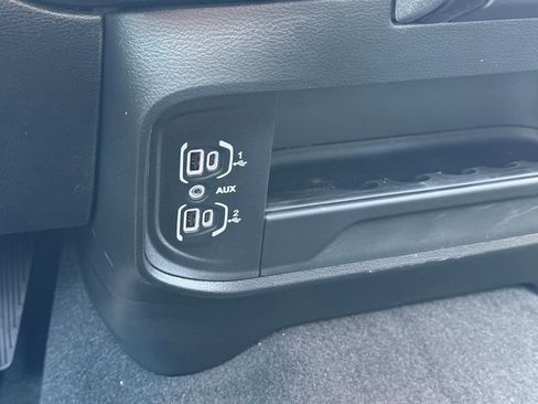 New 2026 RAM 3500 Tradesman AWD/4WD image 23