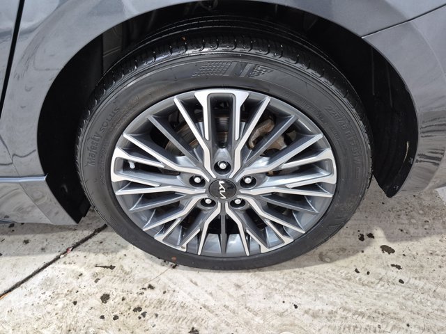 Certified 2023 Kia Forte GT-Line w/ GT-Line Premium Package FWD image 32