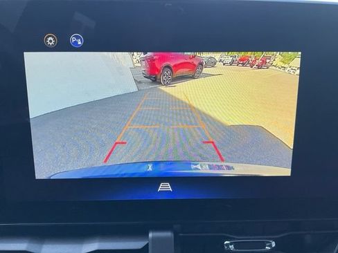 Used 2025 Chevrolet Equinox RS w/ Convenience Package III AWD/4WD image 6