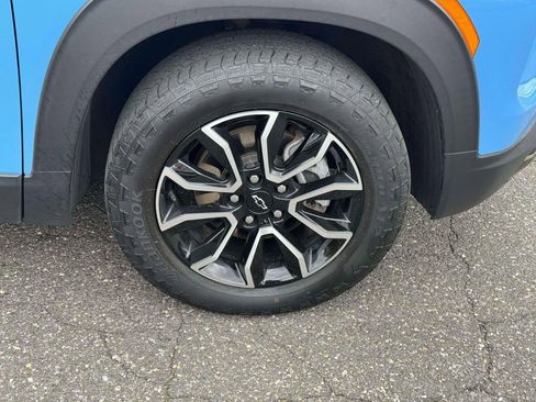 Used 2024 Chevrolet TrailBlazer ACTIV w/ Convenience Package AWD/4WD image 9