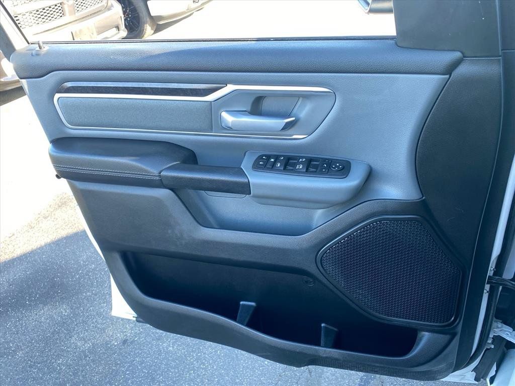 Used 2022 RAM 1500 Big Horn AWD/4WD image 20