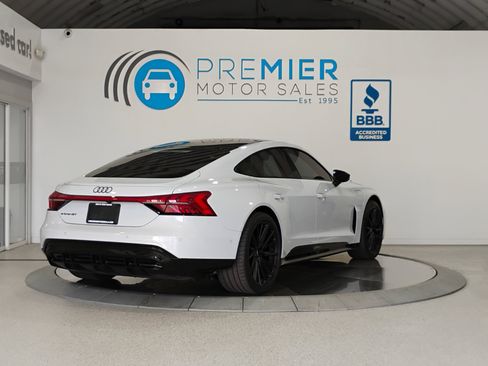 Used 2022 Audi e-tron GT Prestige w/ Prestige Package image 59