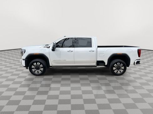 Used 2024 GMC Sierra 2500 Denali w/ Denali Reserve Package AWD/4WD image 5