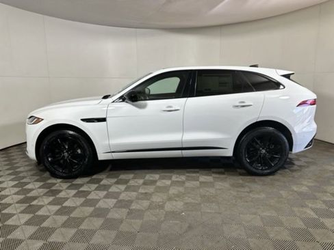 New 2026 Jaguar F-PACE R-Dynamic S image 9