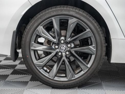 Certified 2025 Toyota Corolla SE FWD image 17