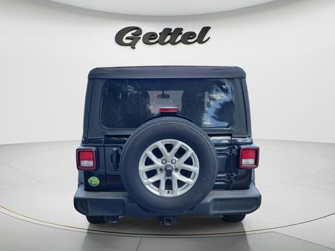 Used 2023 Jeep Wrangler Sport S image 4