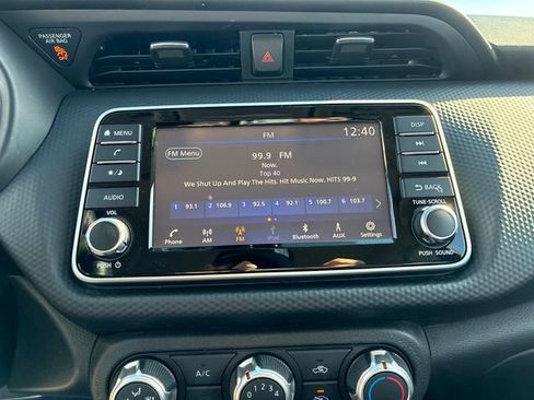 Used 2024 Nissan Kicks S image 30