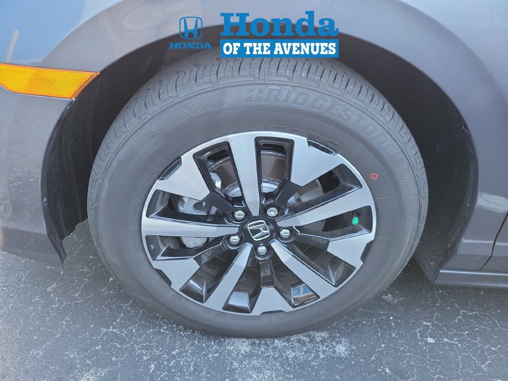 Used 2026 Honda Odyssey EX-L image 4