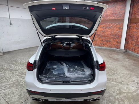 New 2026 Mercedes-Benz GLC 300 4MATIC image 26