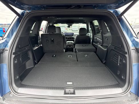 New 2026 Buick Enclave Preferred w/ Power Package AWD/4WD image 32