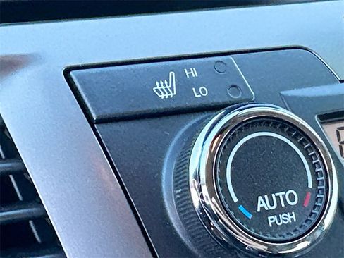 Used 2015 Honda Odyssey EX-L image 19