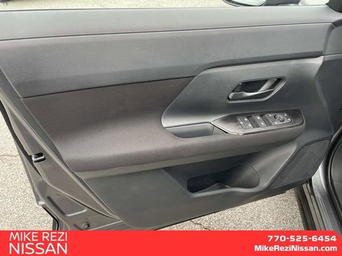 New 2026 Nissan Kicks S image 11