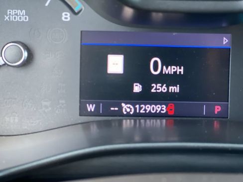 Used 2022 GMC Canyon Denali AWD/4WD image 13