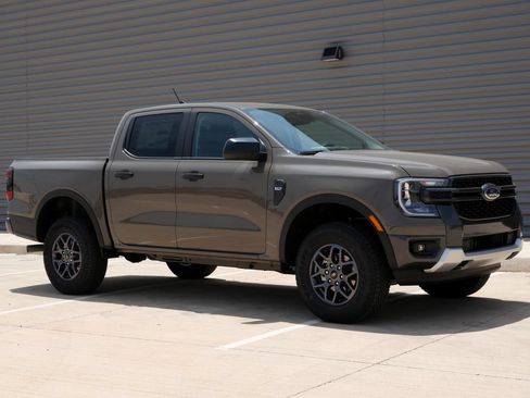 New 2026 Ford Ranger XLT w/ Trailer Tow Package AWD/4WD image 1