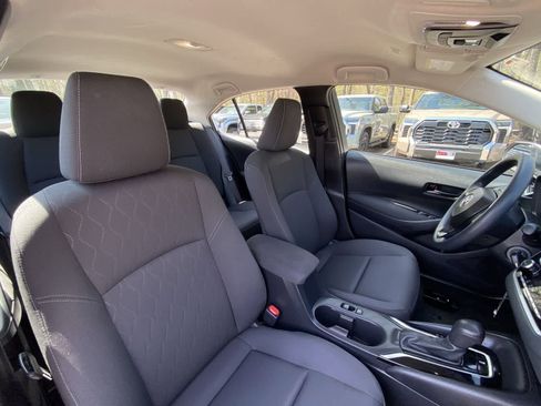 Used 2023 Toyota Corolla LE FWD image 25