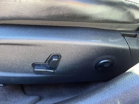 Used 2017 Dodge Charger R/T w/ Plus Group image 16