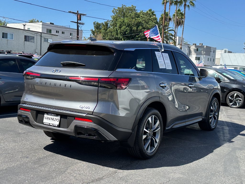 Certified 2023 INFINITI QX60 Luxe w/ Performance Audio Package AWD/4WD image 7