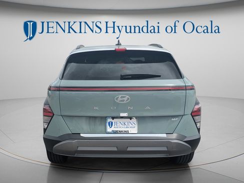 New 2026 Hyundai Kona Limited FWD image 5