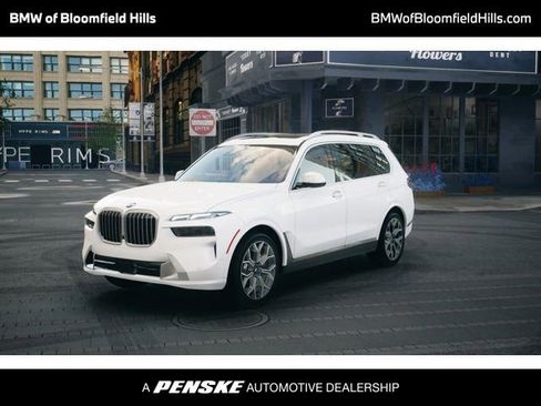 Used 2026 BMW X7 xDrive40i w/ Climate Comfort Package image 1