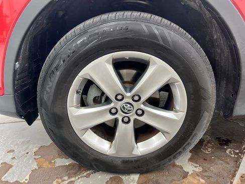 Used 2015 Toyota RAV4 XLE AWD/4WD image 27