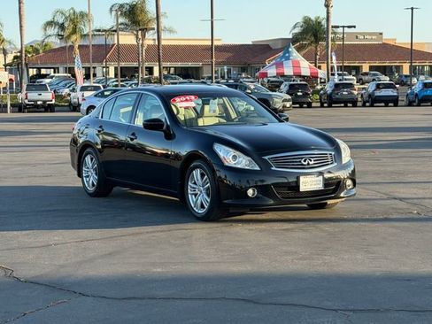 Used 2013 INFINITI G37 Journey w/ Premium Pkg RWD image 3