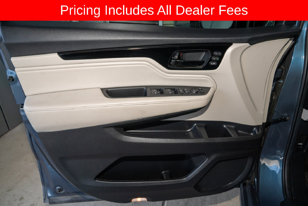 Used 2025 Honda Odyssey Elite image 11