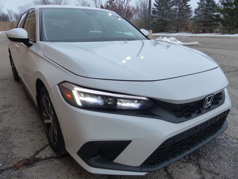 Used 2024 Honda Civic LX image 11