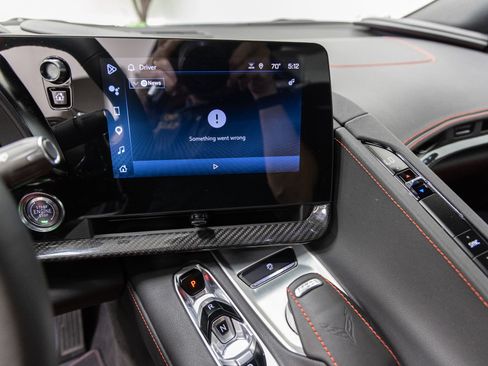 Used 2025 Chevrolet Corvette Z06 RWD image 16