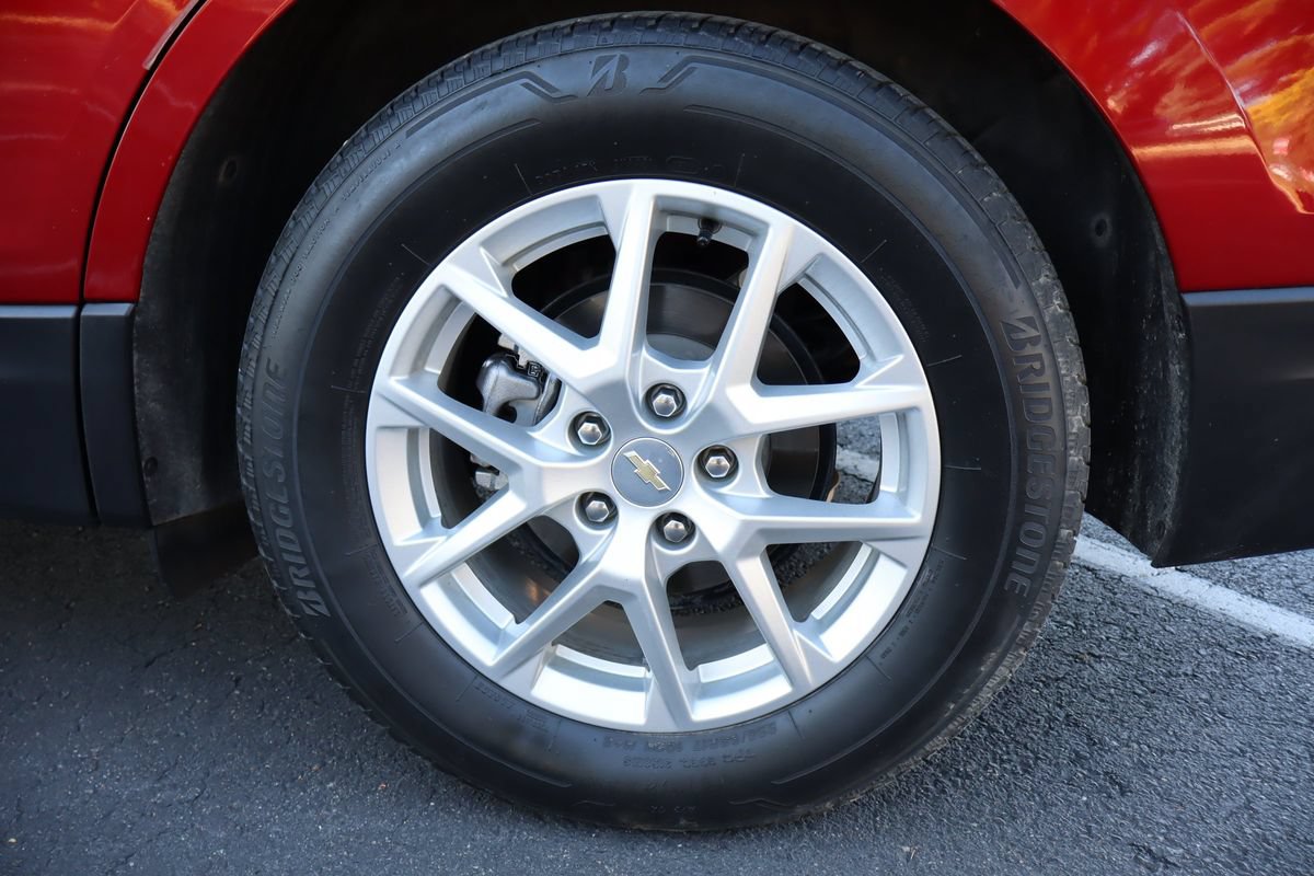 Used 2023 Chevrolet Equinox LT AWD/4WD image 43