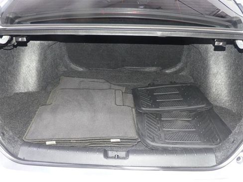 Used 2019 Honda Civic Sport image 9