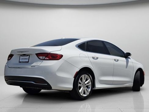 Used 2015 Chrysler 200 Limited w/ Convenience Group FWD image 21