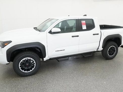New 2026 Toyota Tacoma TRD Off-Road image 2