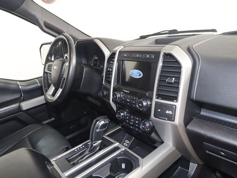 Used 2018 Ford F150 Lariat AWD/4WD image 39