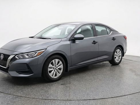 Used 2025 Nissan Sentra S FWD image 3