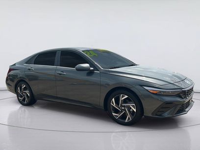 Used 2024 Hyundai Elantra Limited