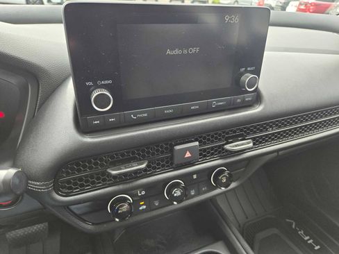 Used 2023 Honda HR-V LX image 25