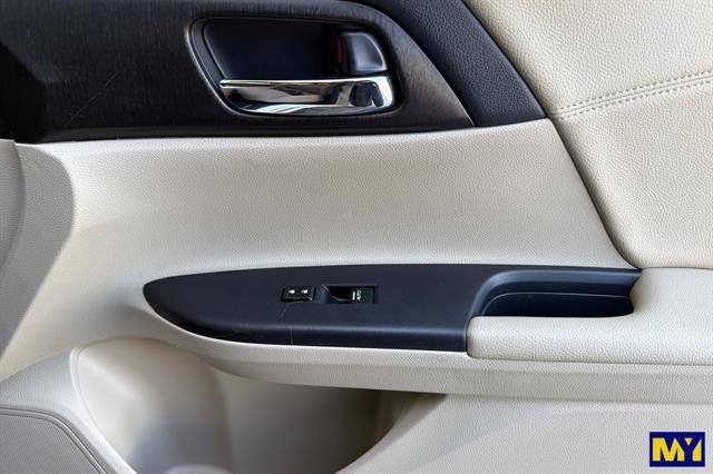 Used 2014 Honda Accord EX image 21