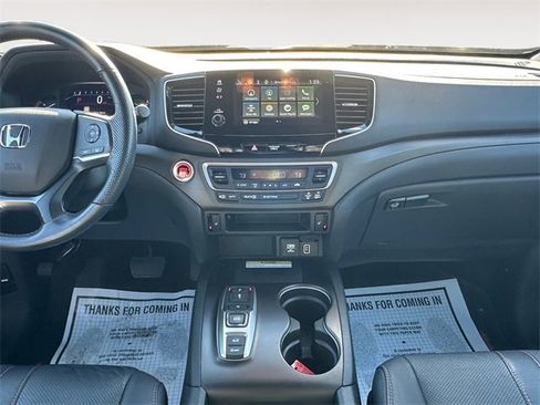 Used 2023 Honda Passport TrailSport image 11