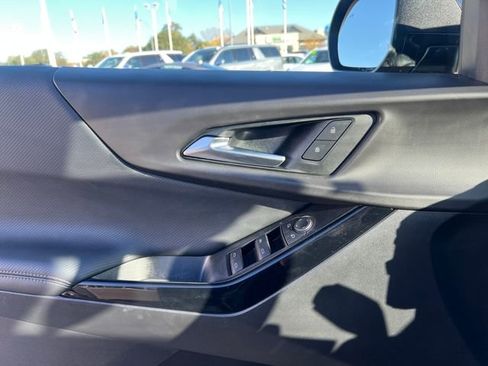 Certified 2025 Chevrolet Equinox LT image 25