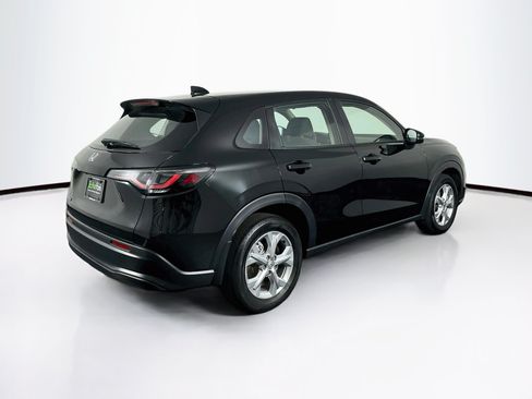 Used 2025 Honda HR-V LX image 9