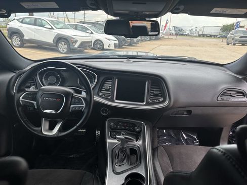 Used 2015 Dodge Challenger R/T Plus RWD image 29